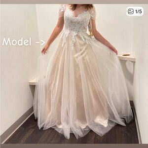 Macy's Cream Lace Prom Dress